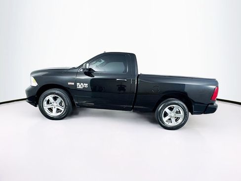 Used 2022 RAM 1500 Express w/ Express Value Package RWD image 6