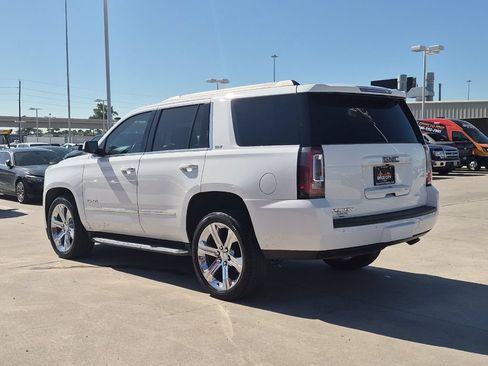 Used 2018 GMC Yukon SLT w/ Premium Edition RWD image 4