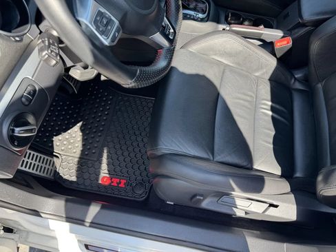 Used 2012 Volkswagen GTI Autobahn FWD image 11