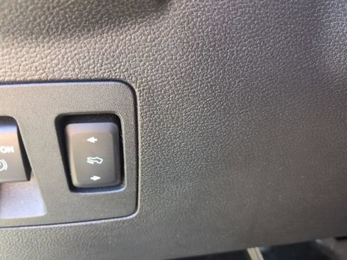 Used 2020 Ford F150 XLT w/ Equipment Group 301A Mid AWD/4WD image 17