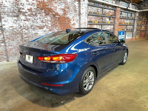 Used 2018 Hyundai Elantra Value Edition image 3
