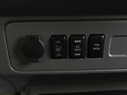 Used 2020 Nissan NV 3500 SL RWD image 32