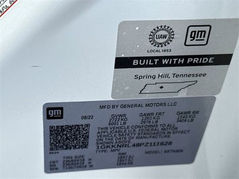 Certified 2023 GMC Acadia SLE w/ Driver Convenience Package image 32