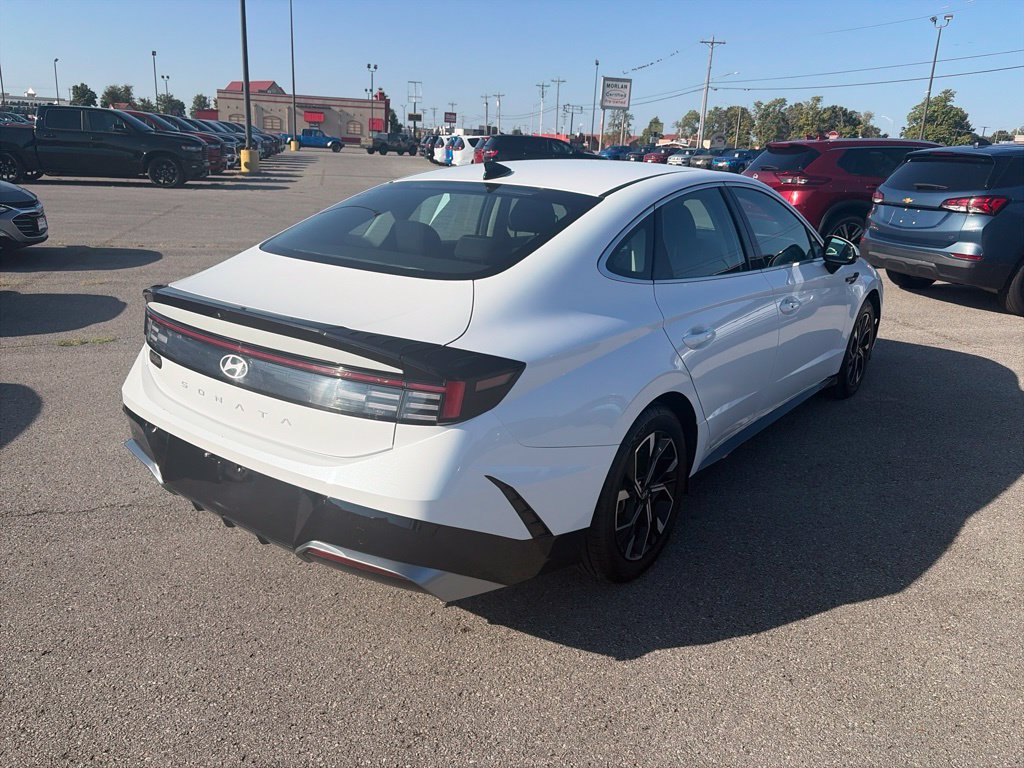 Used 2024 Hyundai Sonata SEL FWD image 6