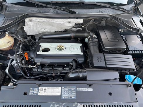 Used 2009 Volkswagen Tiguan SE AWD/4WD image 24