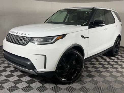 New 2026 Land Rover Discovery S AWD/4WD image 1