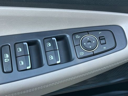 Used 2023 Hyundai Santa Fe Blue image 15