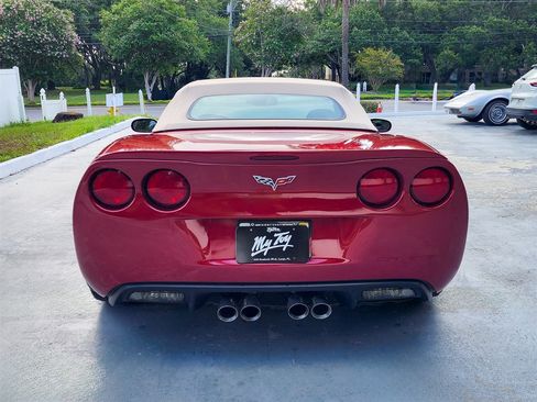 Used 2012 Chevrolet Corvette Grand Sport w/ 3LT Preferred Equipment Group RWD image 15