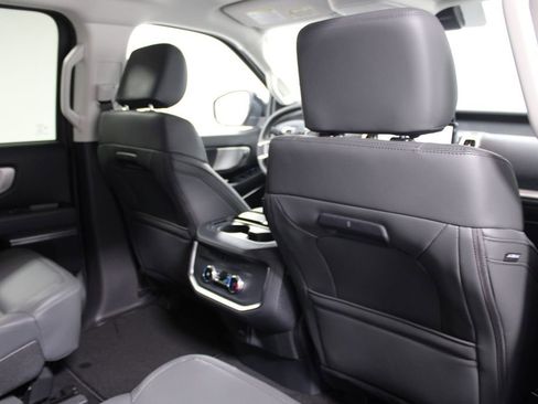 New 2026 Ford Expedition Active image 36