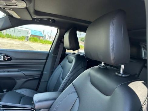 New 2025 Jeep Compass Limited w/ Sun and Sound Group image 12