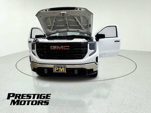 Used 2022 GMC Sierra 1500 Pro w/ Fleet Convenience Package AWD/4WD image 12
