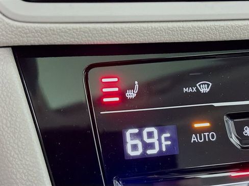 New 2026 Volkswagen Jetta SE image 19