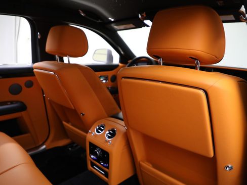 Certified 2023 Rolls-Royce Ghost w/ Ghost Package image 33