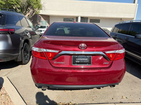 Used 2015 Toyota Camry XSE FWD image 6
