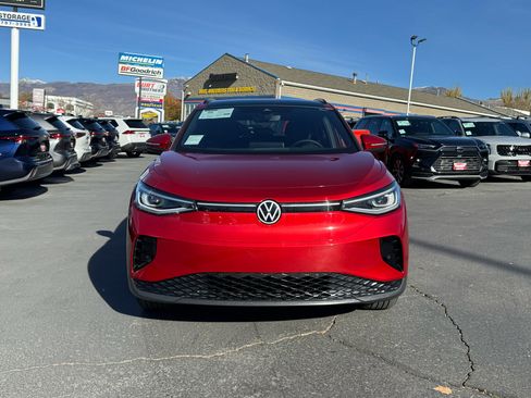 Used 2023 Volkswagen ID.4 Pro S image 9