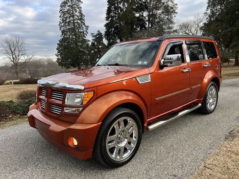 Used 2007 Dodge Nitro R/T image 4