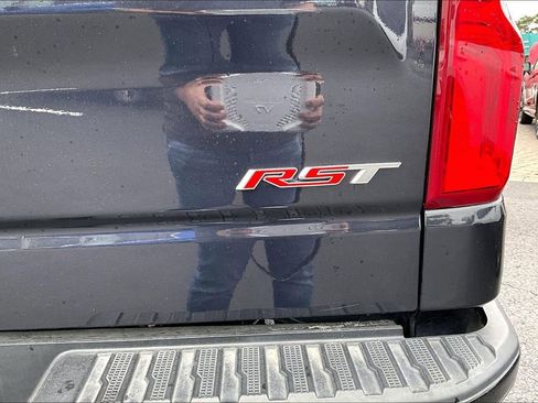 Used 2023 Chevrolet Silverado 1500 RST image 22