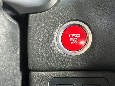 Used 2023 Toyota Tundra Limited w/ TRD Off-Road Package AWD/4WD image 20