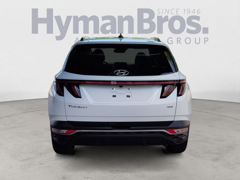 Used 2022 Hyundai Tucson SEL w/ Convenience + Premium Package AWD/4WD image 4