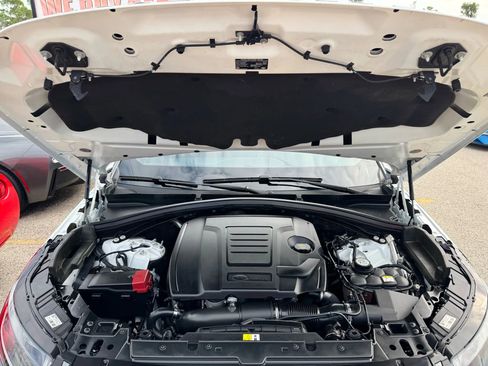 Used 2019 Land Rover Range Rover Velar R-Dynamic SE image 44