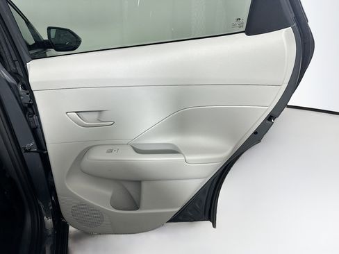 Used 2025 Hyundai Kona SEL FWD image 29