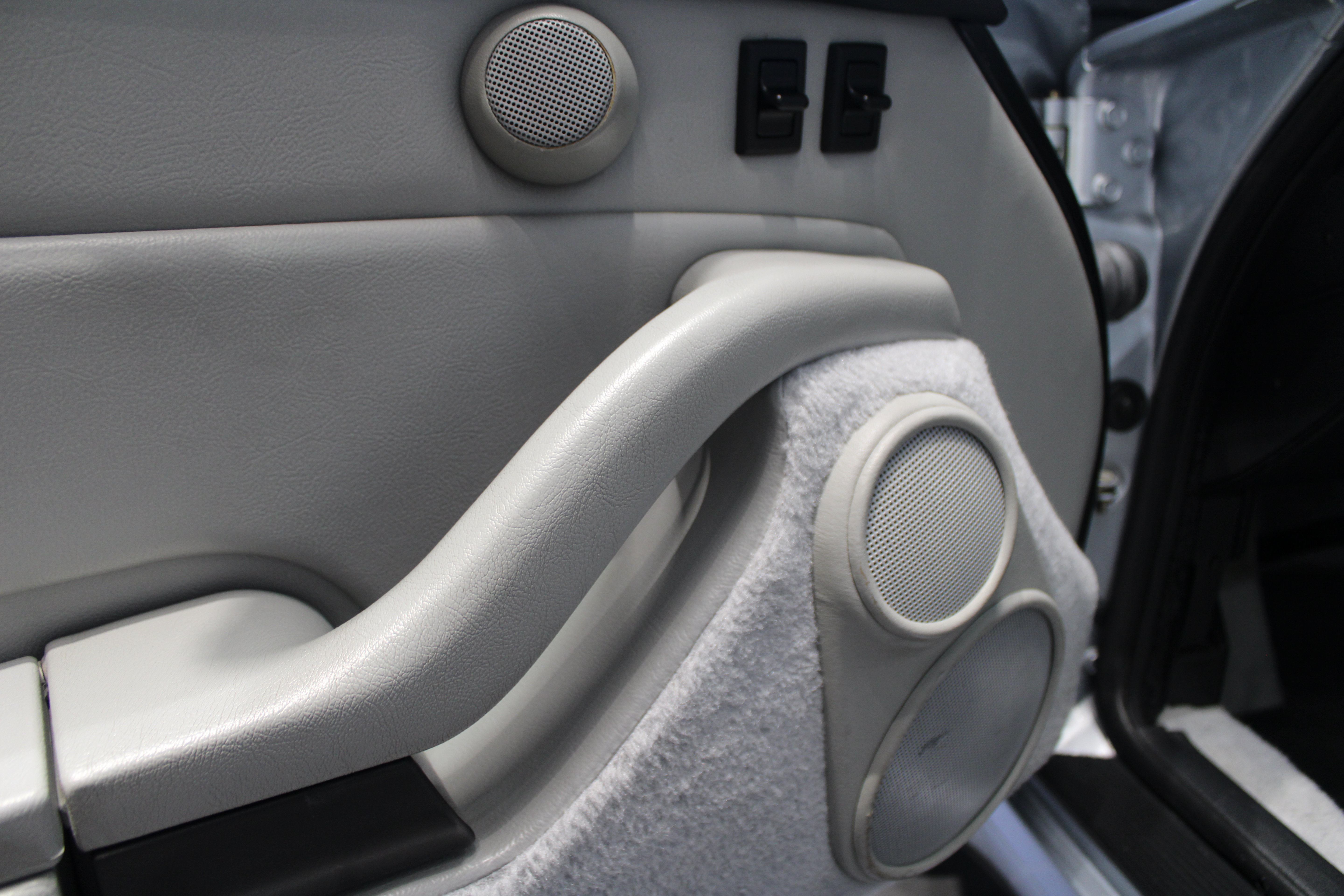 Used 1996 Porsche 911 Carrera RWD image 27