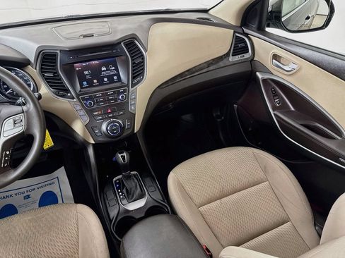 Used 2018 Hyundai Santa Fe SE AWD/4WD image 26