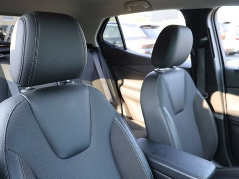 Used 2021 Buick Encore GX Preferred w/ Cold Weather Comfort Package AWD/4WD image 18