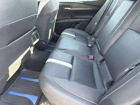 Used 2025 Toyota Camry SE FWD image 18
