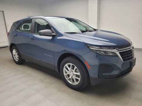 Used 2024 Chevrolet Equinox LS w/ Driver Confidence II Package image 11