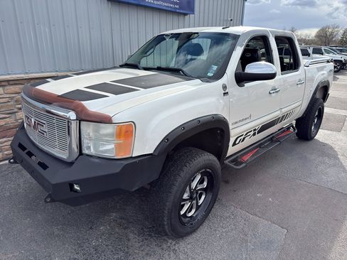 Used 2011 GMC Sierra 1500 SLT image 2