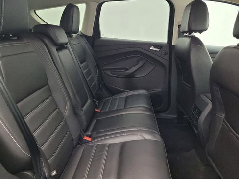 Used 2017 Ford Escape SE w/ SE Leather Comfort Package image 19