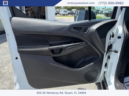 Used 2017 Ford Transit Connect XL FWD image 9