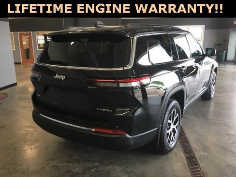 Used 2025 Jeep Grand Cherokee L Limited w/ Trailer Tow Package image 9