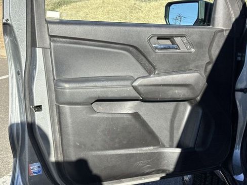 Certified 2024 Chevrolet Colorado LT w/ LT Convenience Package II image 20