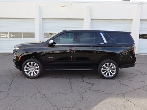 Used 2025 Chevrolet Tahoe Premier image 7
