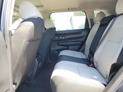 Used 2025 Honda CR-V EX image 18