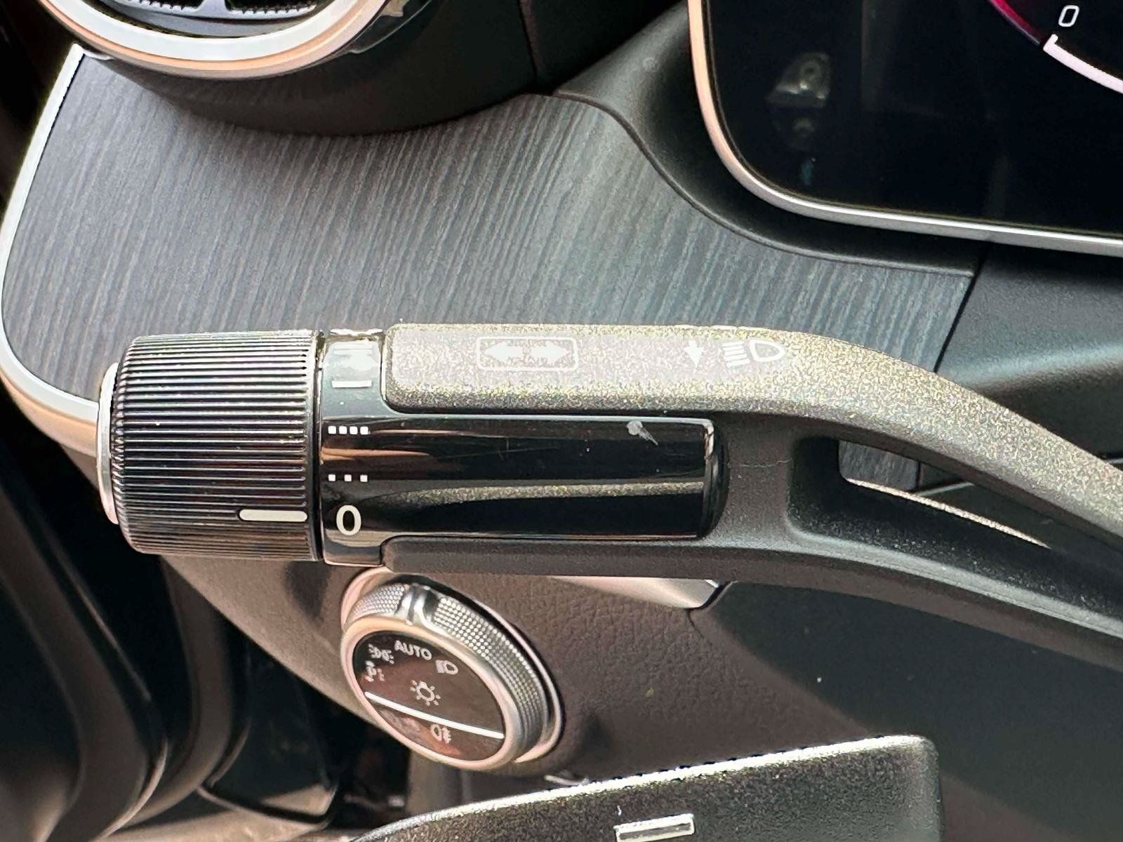 Certified 2024 Mercedes-Benz C 300 4MATIC Sedan image 23