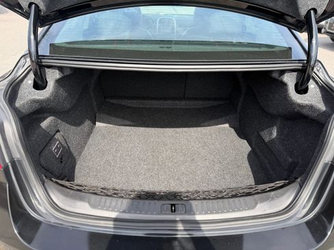 Used 2016 Chevrolet Malibu LTZ image 10