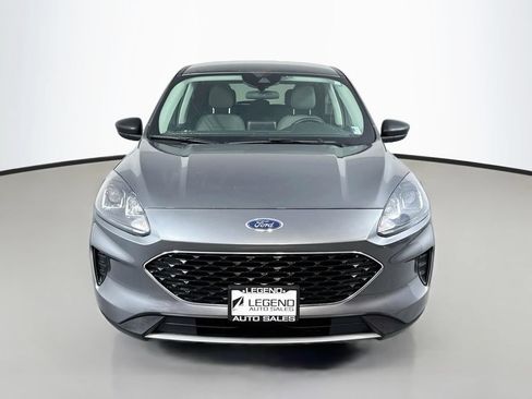 Used 2022 Ford Escape SE w/ Convenience Package FWD image 2