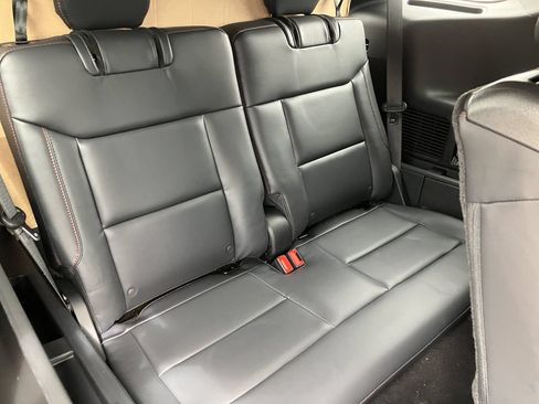New 2026 Ford Explorer ST-Line w/ ST-Line Street Pack AWD/4WD image 18