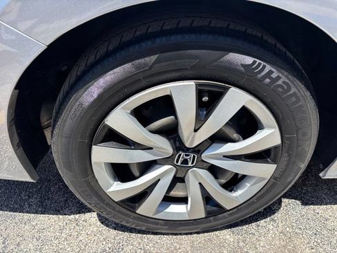 Used 2023 Honda Civic LX image 10