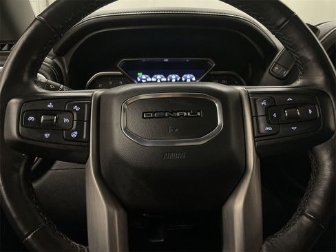 Used 2020 GMC Sierra 2500 Denali w/ Denali Ultimate Package image 3