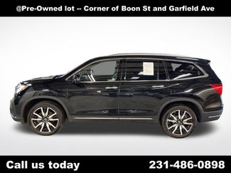Used 2021 Honda Pilot Touring video 2