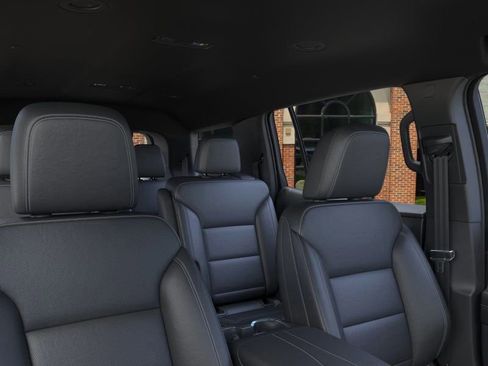 New 2026 Chevrolet Traverse LT image 24