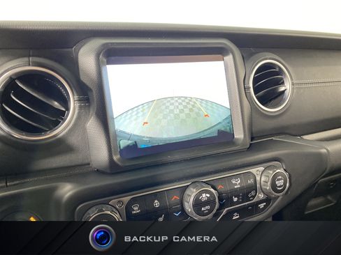 Used 2023 Jeep Wrangler Sahara w/ Cold Weather Group image 6