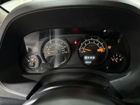 Used 2016 Jeep Patriot Latitude image 12