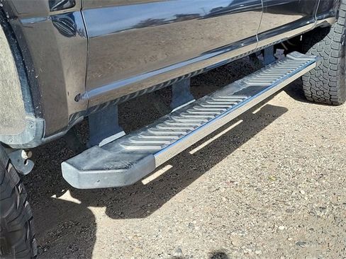 Used 2019 Ford F250 Lariat w/ Chrome Package image 6