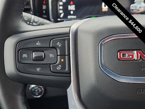 Used 2025 GMC Sierra 1500 SLT image 39