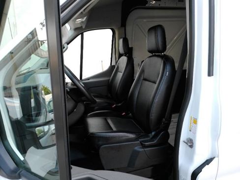 Used 2024 Ford Transit 250 148 Medium Roof Extended AWD image 18